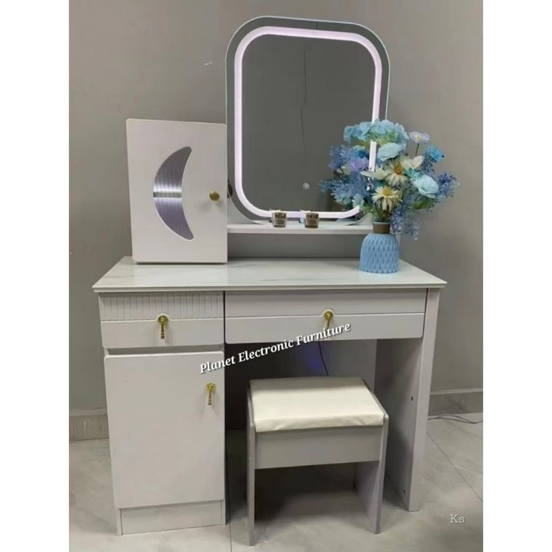 Meja Rias import cermin berlampu Tiolet import Meja kamar tidur meja Dandan Promo murah