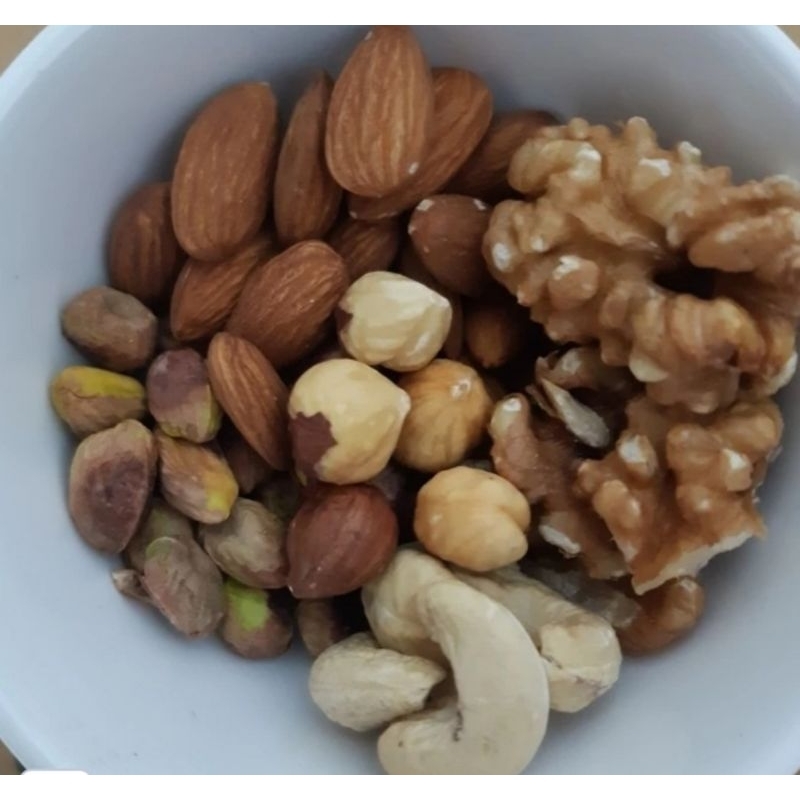 

Mix Nut Roasted Isi 5 Macam Kemasan 250gram