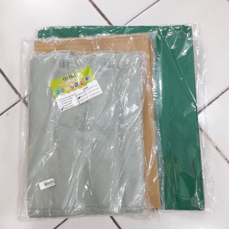 

Tas spunbond hore / tas spunbond press serbaguna perbungkus/pak isi 12 pcs