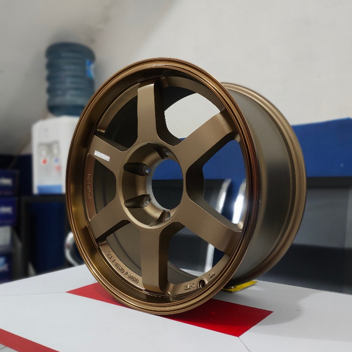 Velg Mobil Ring 18 HSR TOKYO R18 MODEL TE37 UNTUK PAJERO , FORTUNER , MUX , EVEREST