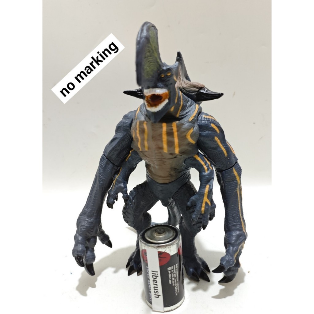 Pasific rim knifehead kaiju action figure recast pasific rim jaeger robot monster