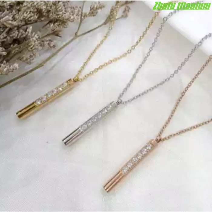 Kalung titanium fashion pria wanita liontin panjang mata Terbaru