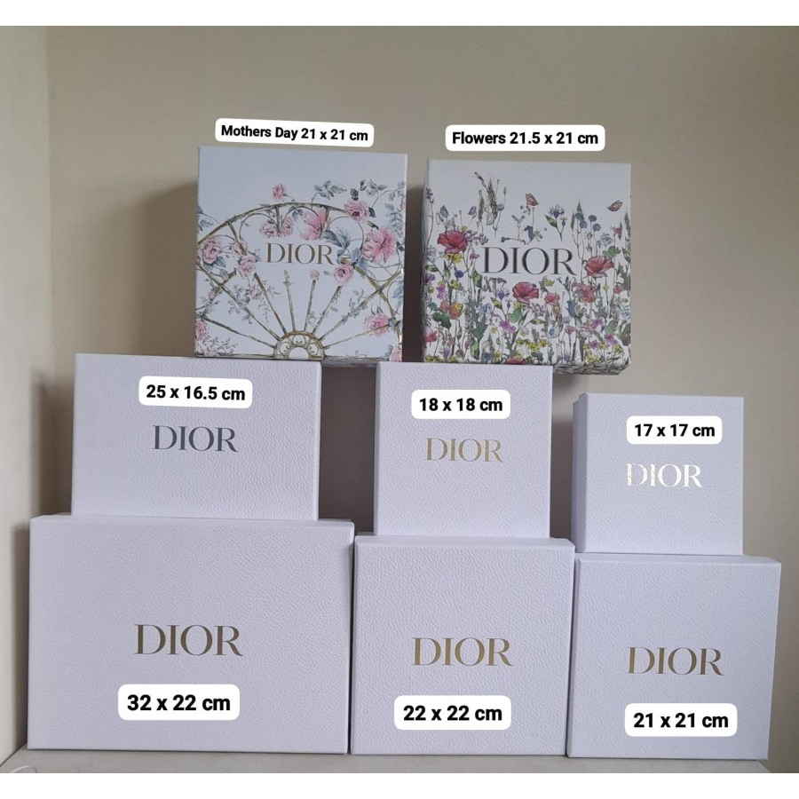 

Hard Box Exclusive Hampers Original 100%