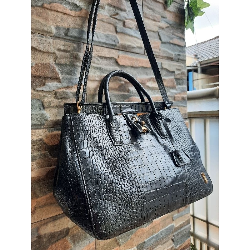 Totebag Hitam MARJA KURKI - TAS PRELOVED BRANDED ORIGINAL