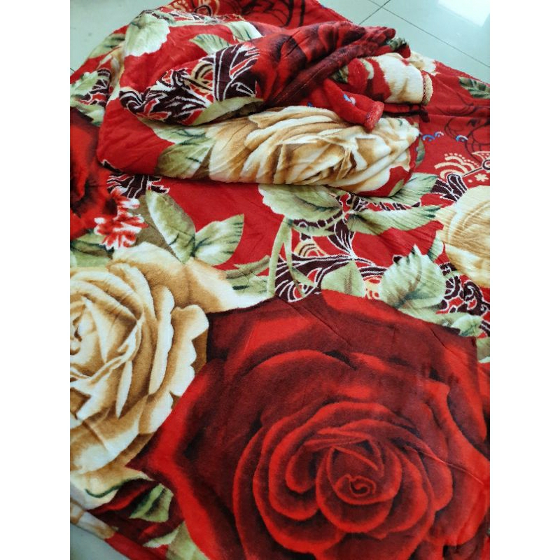 SELIMUT LEMBUT DAN TEBAL SELIMUT BULU MOTIF DEWASA