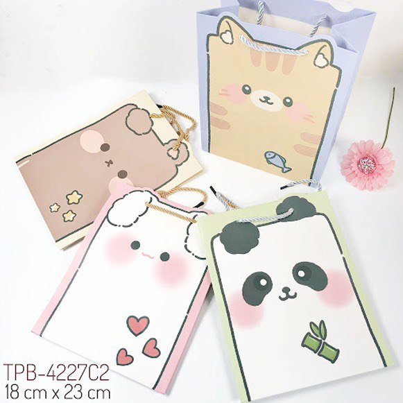 

OTH 4227C2 - ISI 12 PAPERBAG UK 18 X 23 X 10 CM MOTIF CAMPUR BERDIRI