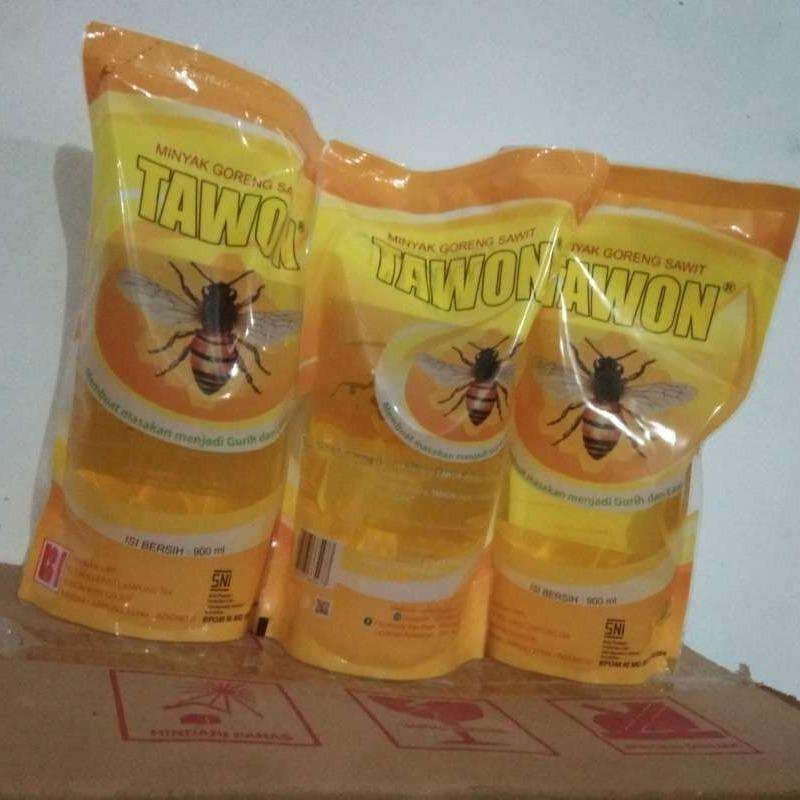 

minyak goreng/minyak goreng tawon(900ml)