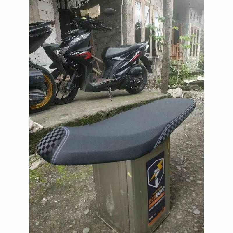 Jok vega r new- motif catur Jok vega r new coak samping- Jok vega R new original