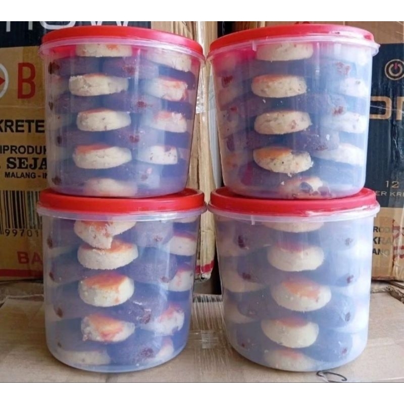 

Kue Kacang Mix Khas Jember Kemasan Toples 900 Gram