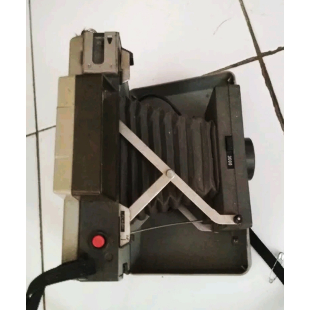 kamera jadul polaroid 420