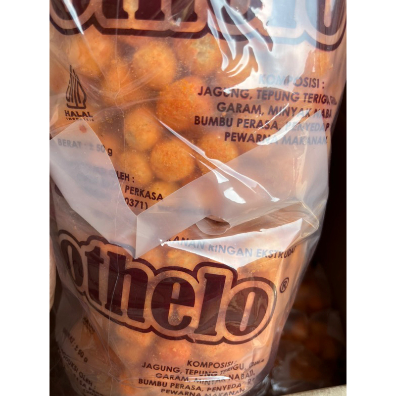 

snack lebaran othello