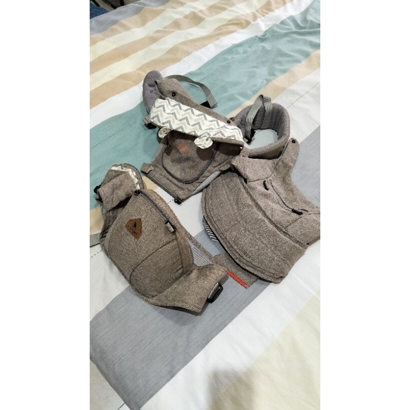 Preloved I-Angel miracle Hipseat 4 in 1