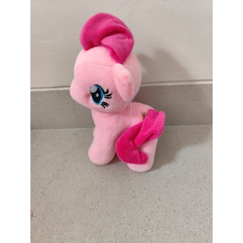 boneka kuda poni warna pink