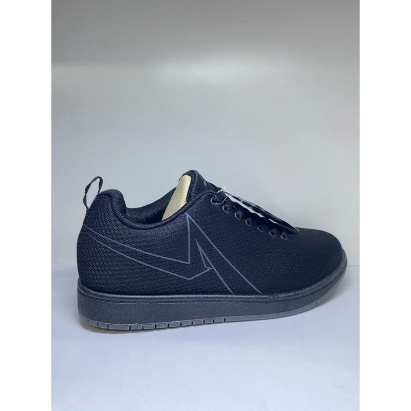 Ando Official Sepatu Sneakers Ernest Pria Dewasa - All Black