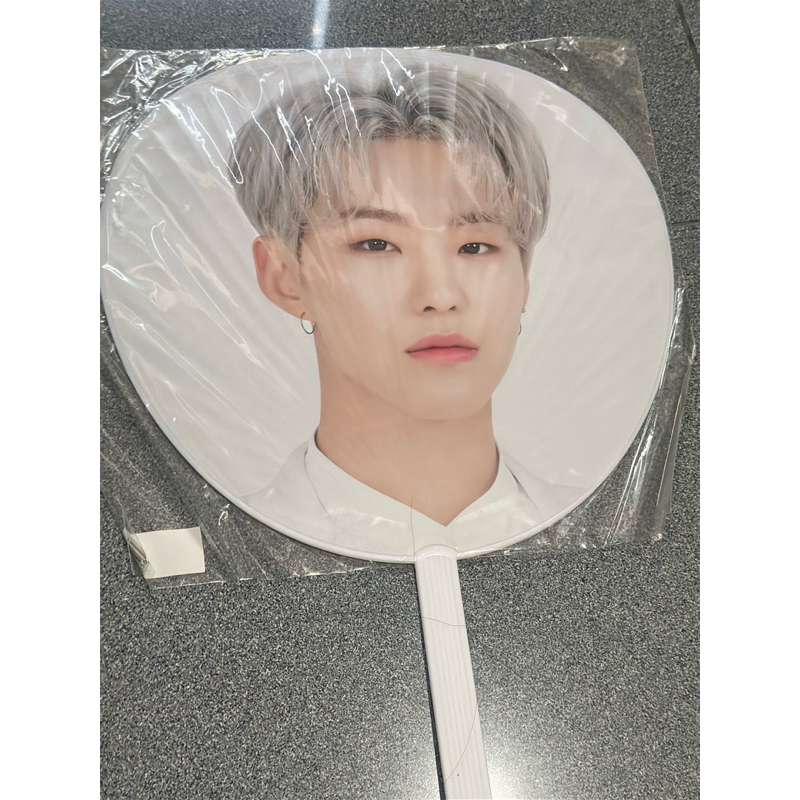 Ready stock uchiwa merch official seventeen sanrio daiso muji ori japan
