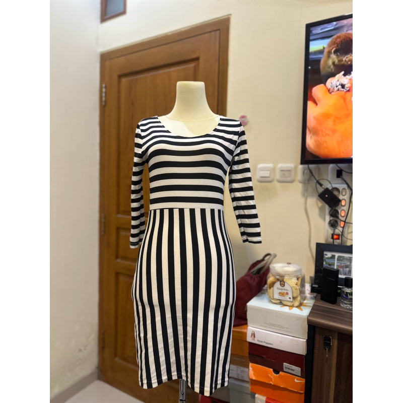 Dress wanita Ada Fashion preloved