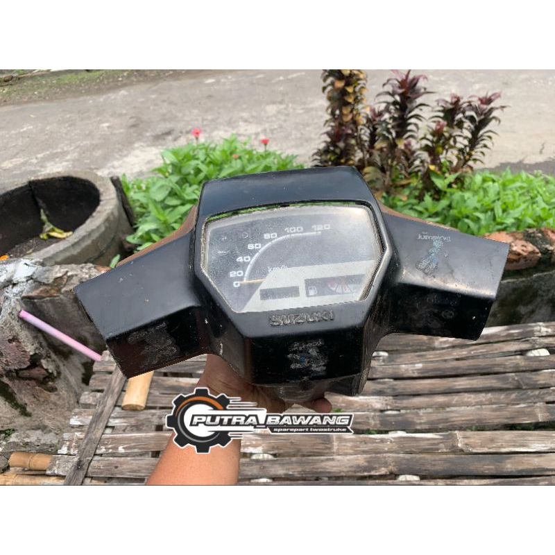 Batok Kepala Atas Bawah Suzuki Rc 100 DK Spirit Bekas Original