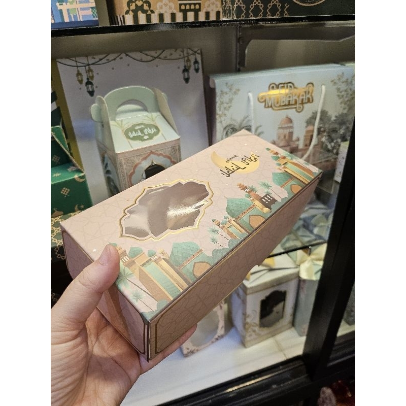 

5Pcs KOTAK IVORY MIKA PREMIUM HAMPERS BOX 22x10x6.5cm LEBARAN IDULFITRI