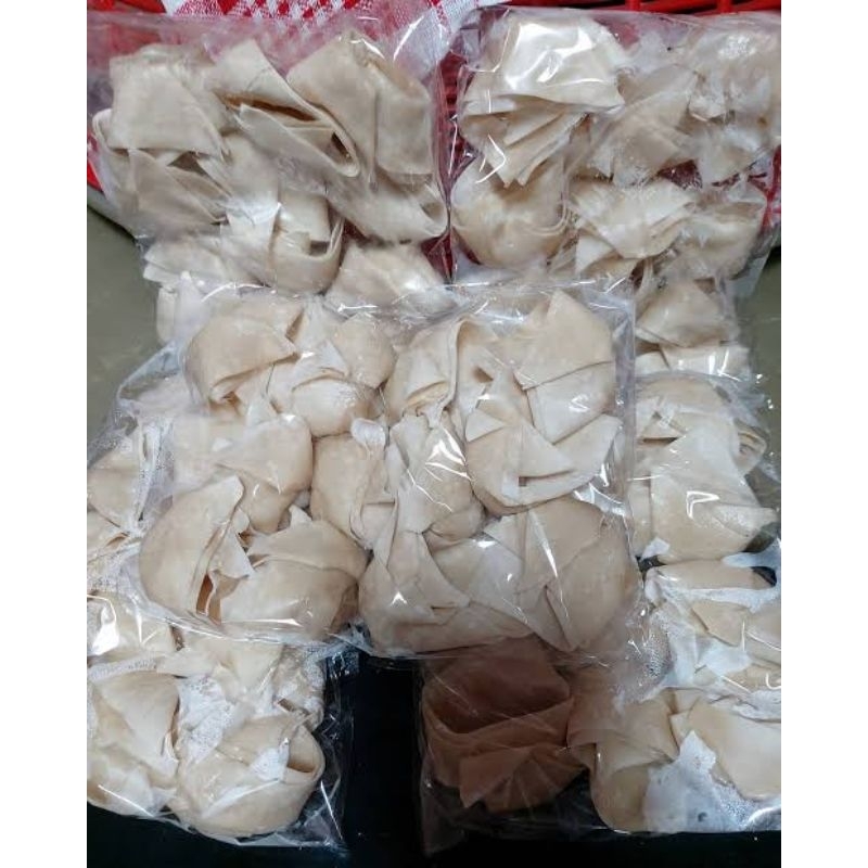 

pangsit goreng/rebus