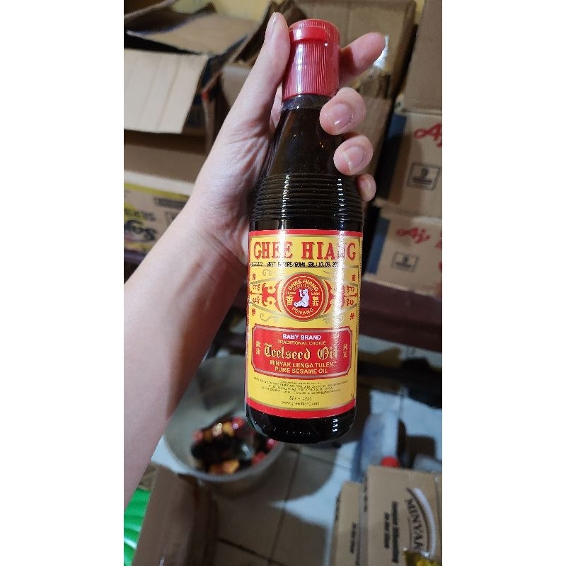

minyak wijen cap baby brand ghee hiang