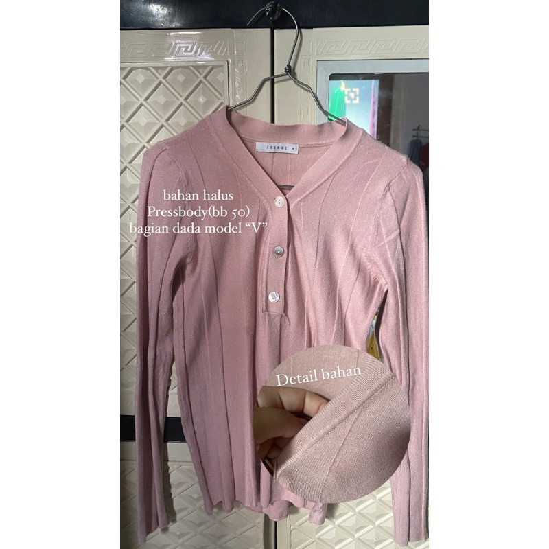 Knitwear (Preloved)