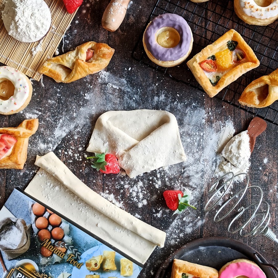 

Puffy Pastry Manna Food Sheet / Adonan Instan Siap Lipat / Puff Pastry 750 gram / Adonan Kue Pastry
