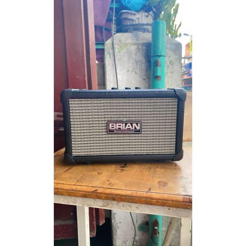 Ampli gitar BRIAN (Baru) Original efek Distorsi & Clean