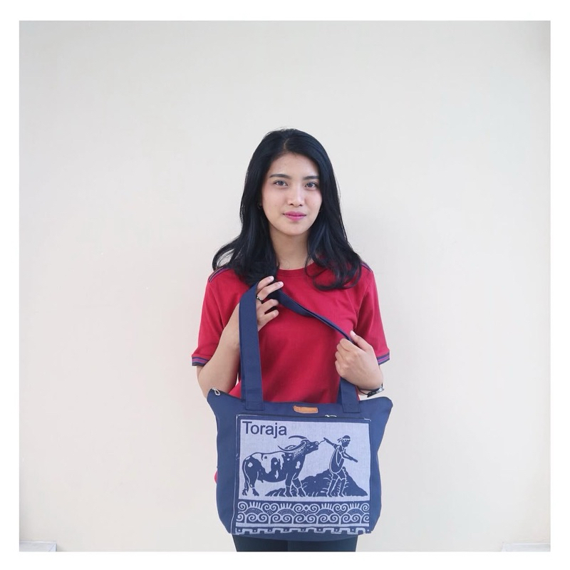 TAS TOTE BAG MOTIF BATIK TORAJA NAVY 197