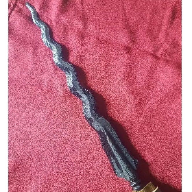 TOMBAK KOROWELANG SEPUH