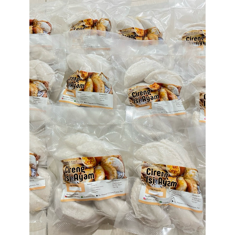 

Cireng isi ayam suwir + bumbu rujak (Pedas)