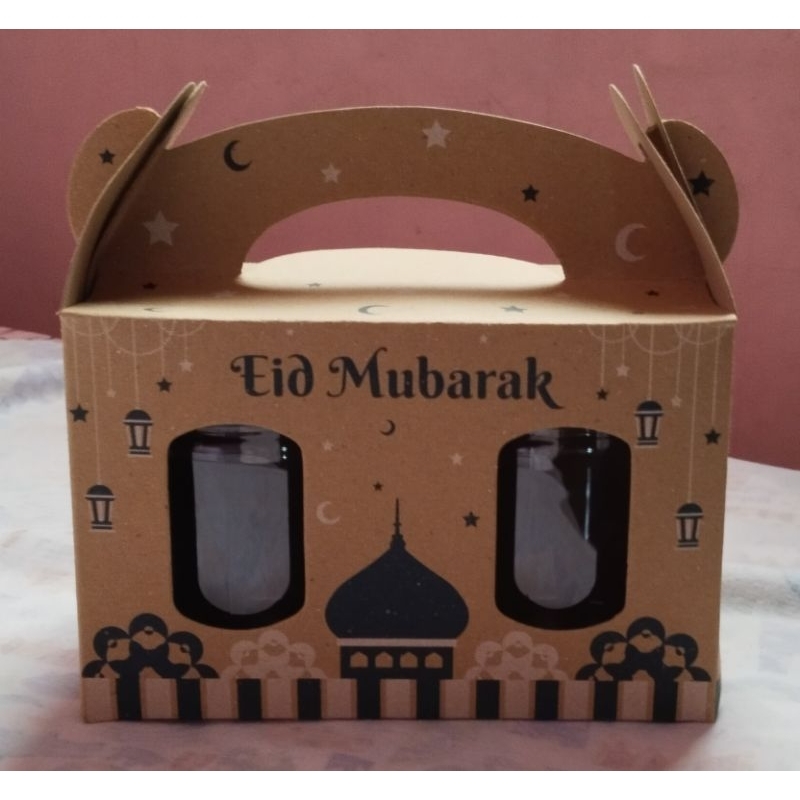 

Gable Box Lebaran ivory premium