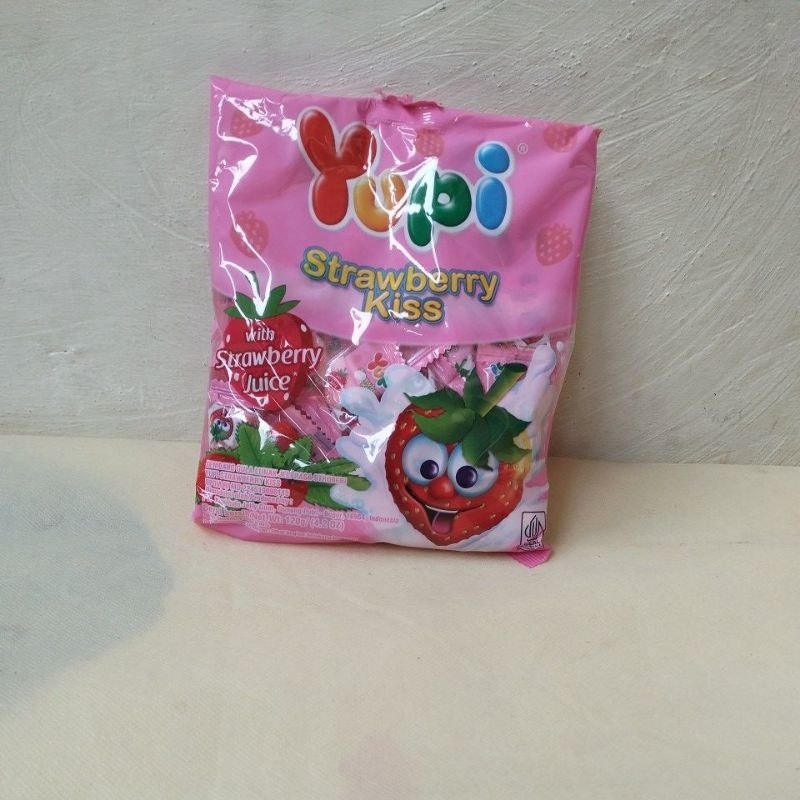 

Permen Yupi strawberry kis dan Rasa mangga