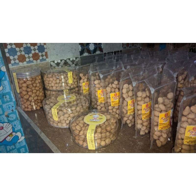 

KACANG TELUR MANIS & PEDAS