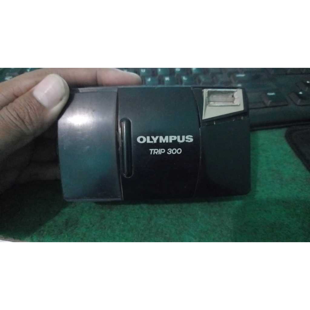 Kamera Jadul OLYMPUS TRIP 300