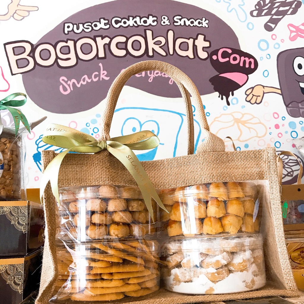 

Hampers Cookies Lebaran Premium Isi 4 2025