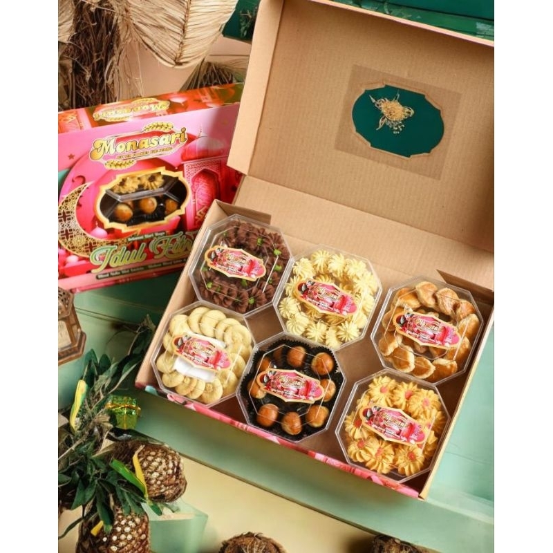 

Kue Parcel Monasari