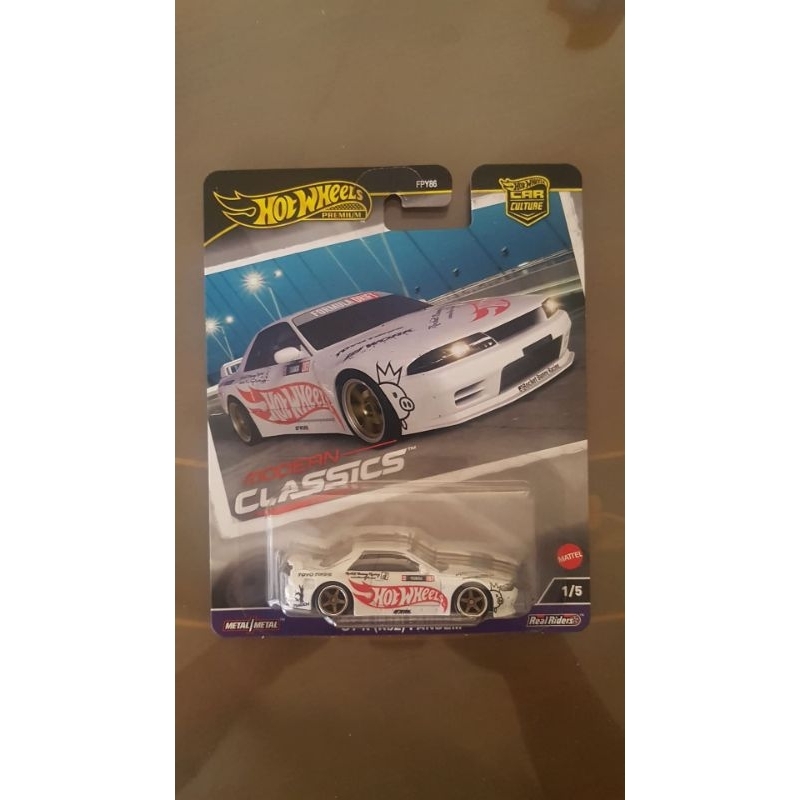 hot wheels r32 pandem premium