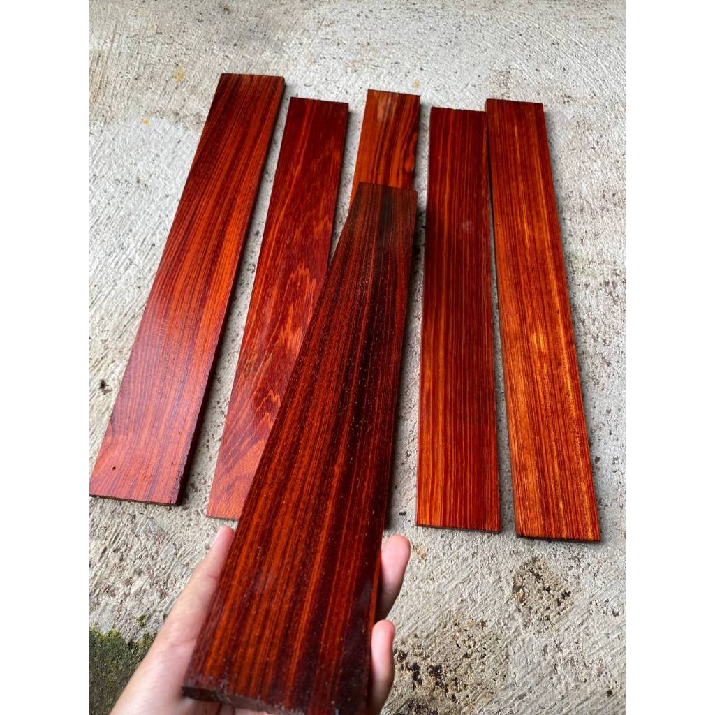 Kayu / papan ori 100 % asli rengas merah bisa custom ukuran