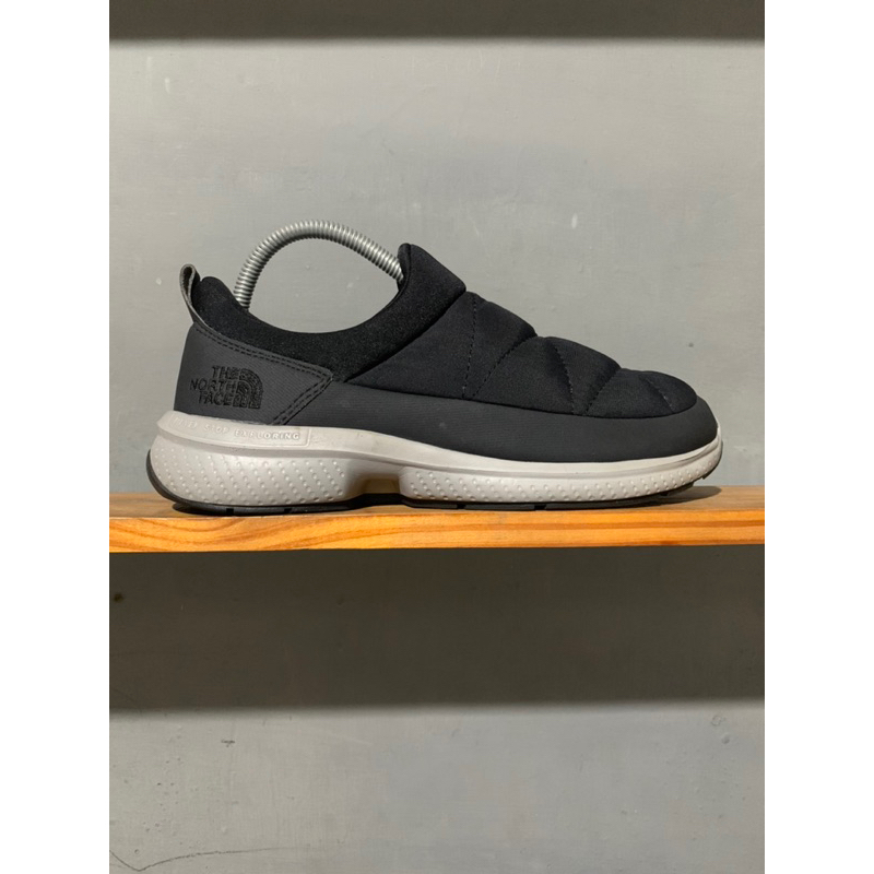 THE NORTH FACE slip on secoond