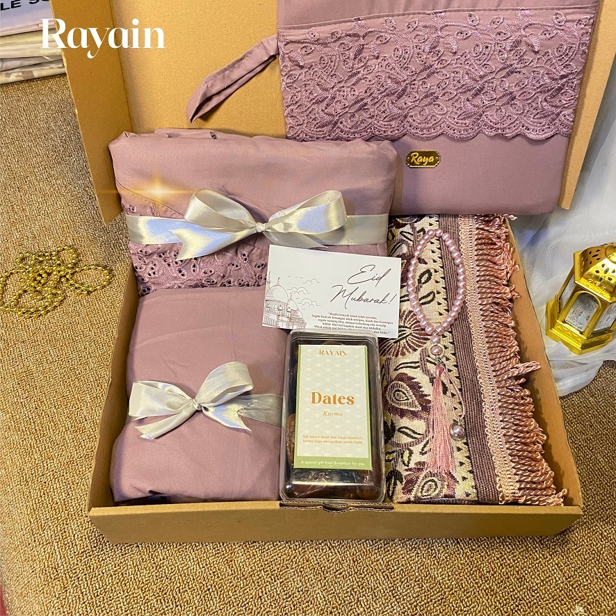 Paket C / Hampers Mukena Dewasa Kurma Cookies Sajadah Tasbih Seserahan 1 Set Gift Box Hadiah kado ce