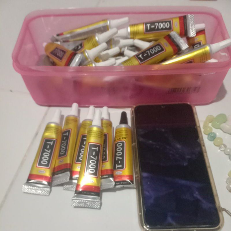 

lem hp lem lcd hp leptop isi 15 ml warna hitam dan 50 ml