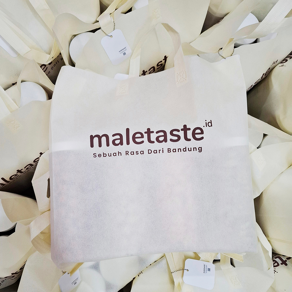 Goody Bag - Tas Kain - Tas oleh-oleh - Warna CREAM - Maletaste ID