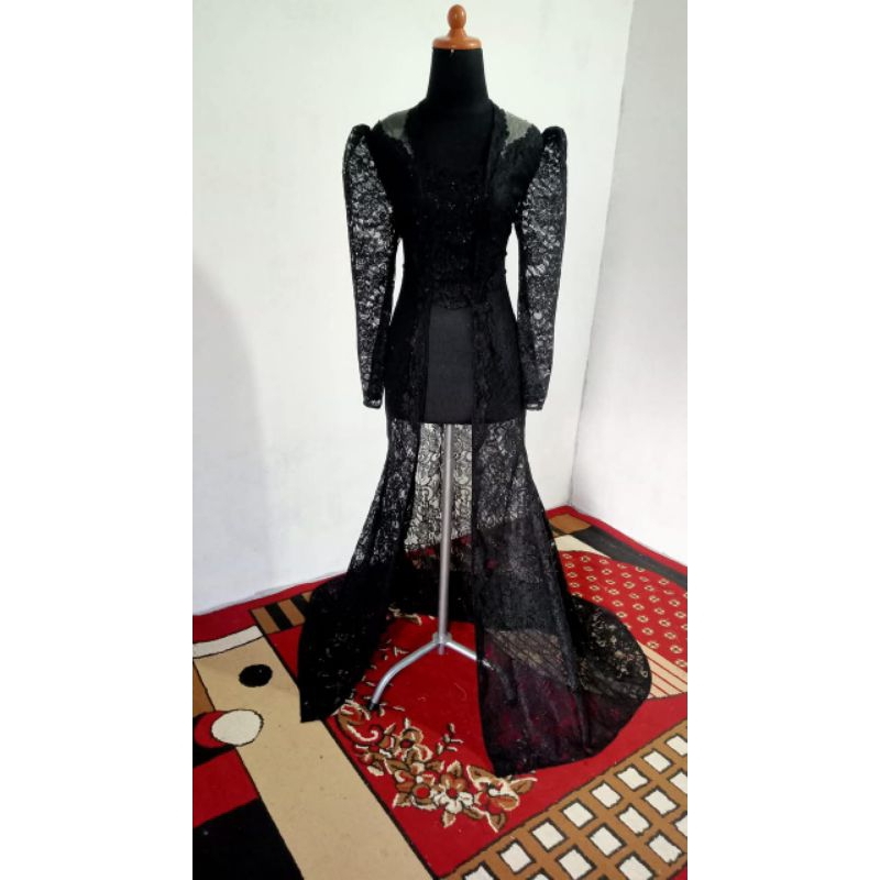 kebaya hitam kutu baru
