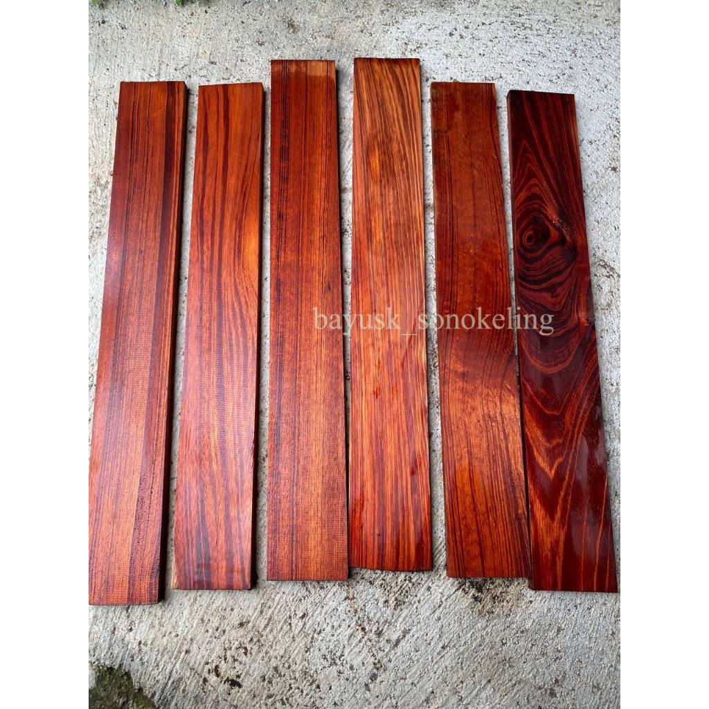 Kayu rengas merah bahan papan / balok custom