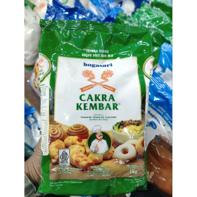 

Tepung Cakra Kembar Premium Bogasari 1kg