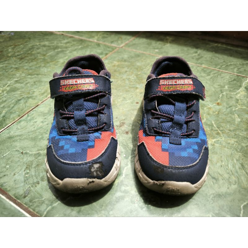 Sepatu anak Skecher Preloved