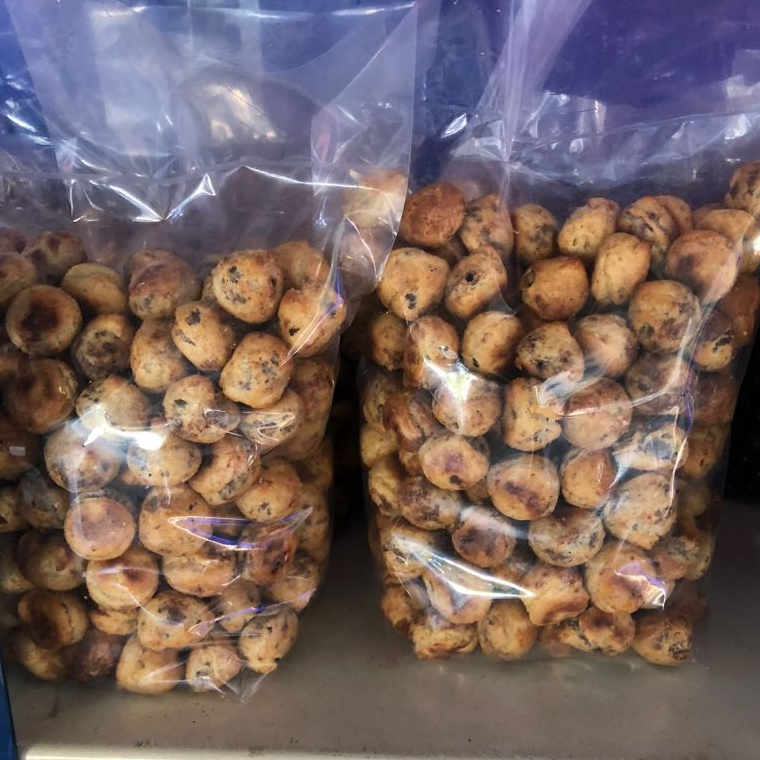 

Snack Lebaran Soes Cokelat Sianjur