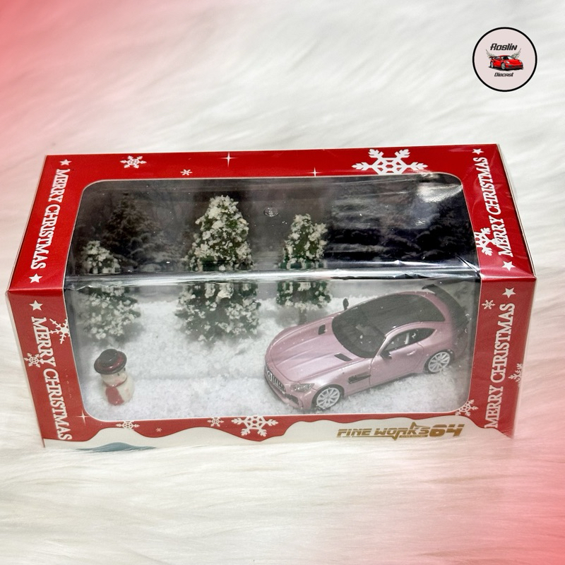 Diecast 1:64 Fineworks Christmas Set Mercedes AMG GTR Pink
