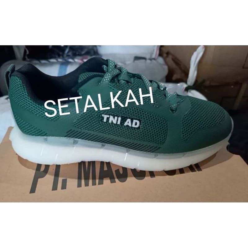 SEPATU OLAH RAGA JATAH TNI