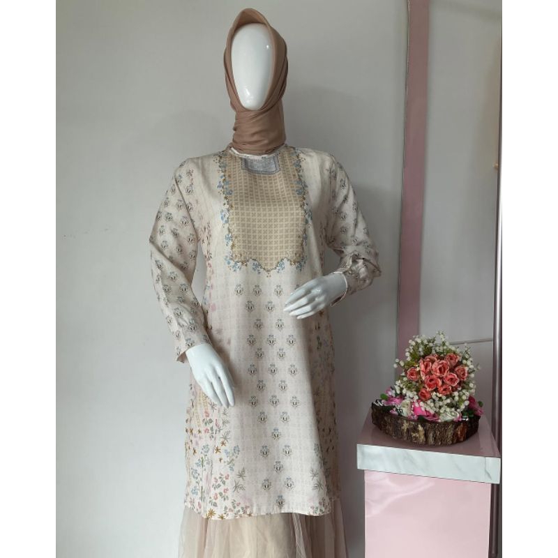 ANNE TUNIK EYBERLI | TUNIK EYBERLI SERIES RAYA